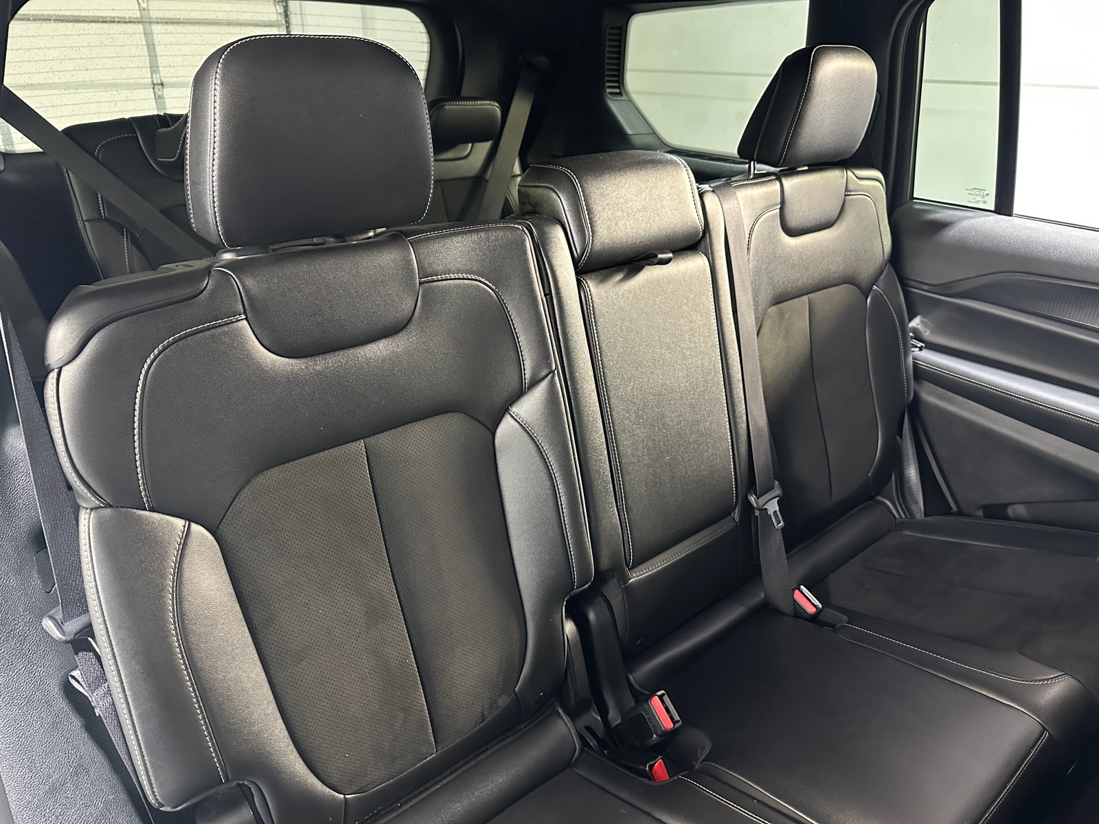 Thumbnail: 2024 Jeep Grand Cherokee L - 5