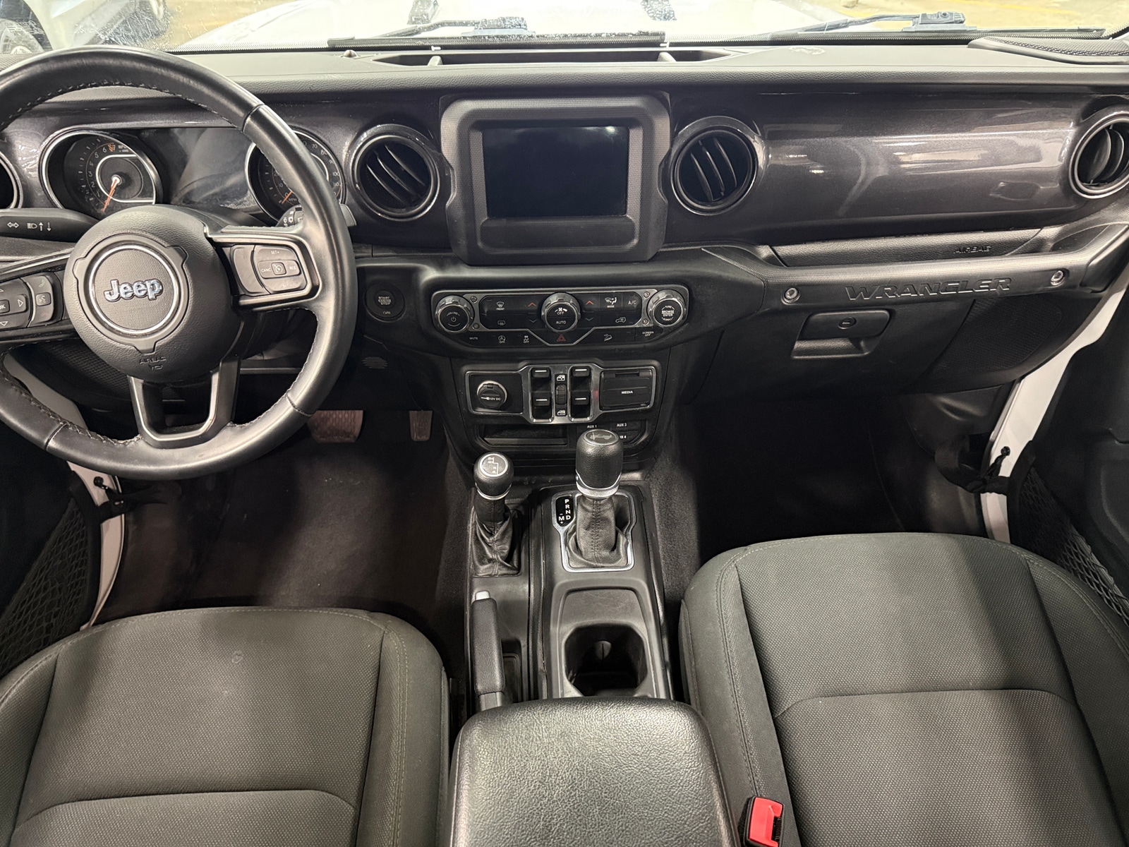 Thumbnail: 2020 Jeep Wrangler - 3