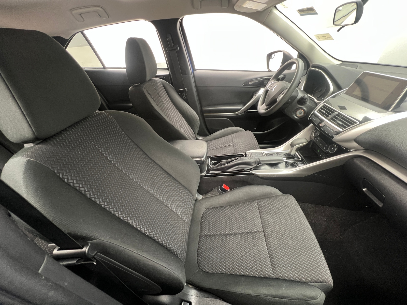 Thumbnail: 2020 Mitsubishi Eclipse Cross - 2