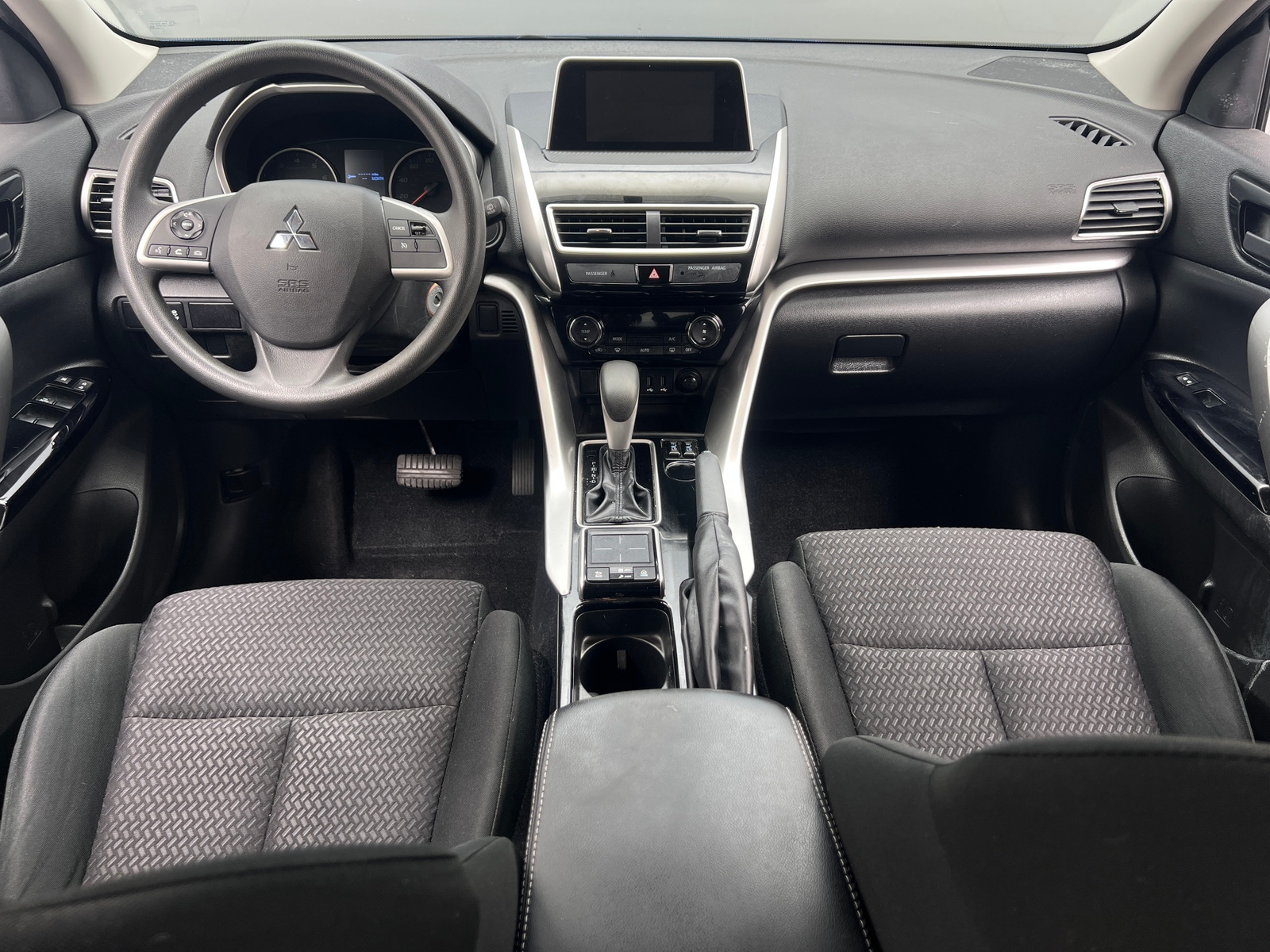 Thumbnail: 2020 Mitsubishi Eclipse Cross - 3