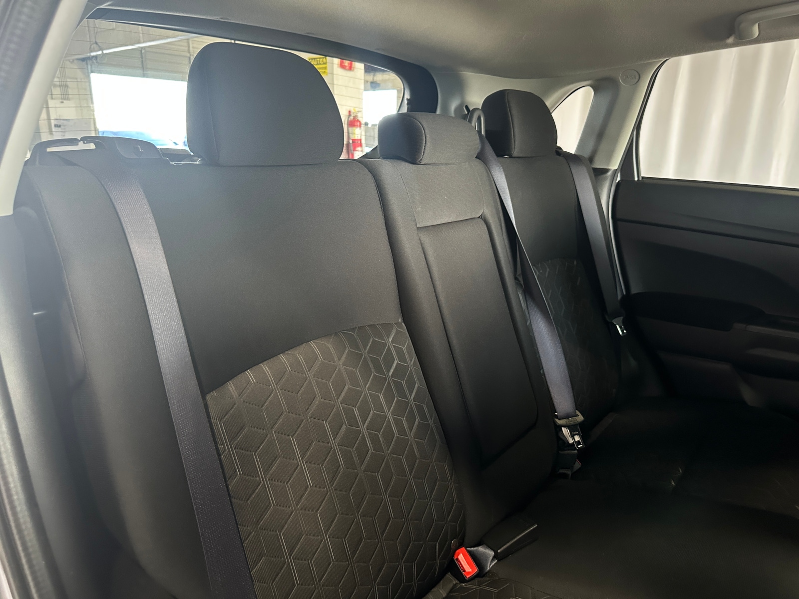 Thumbnail: 2024 Mitsubishi Outlander Sport - 6