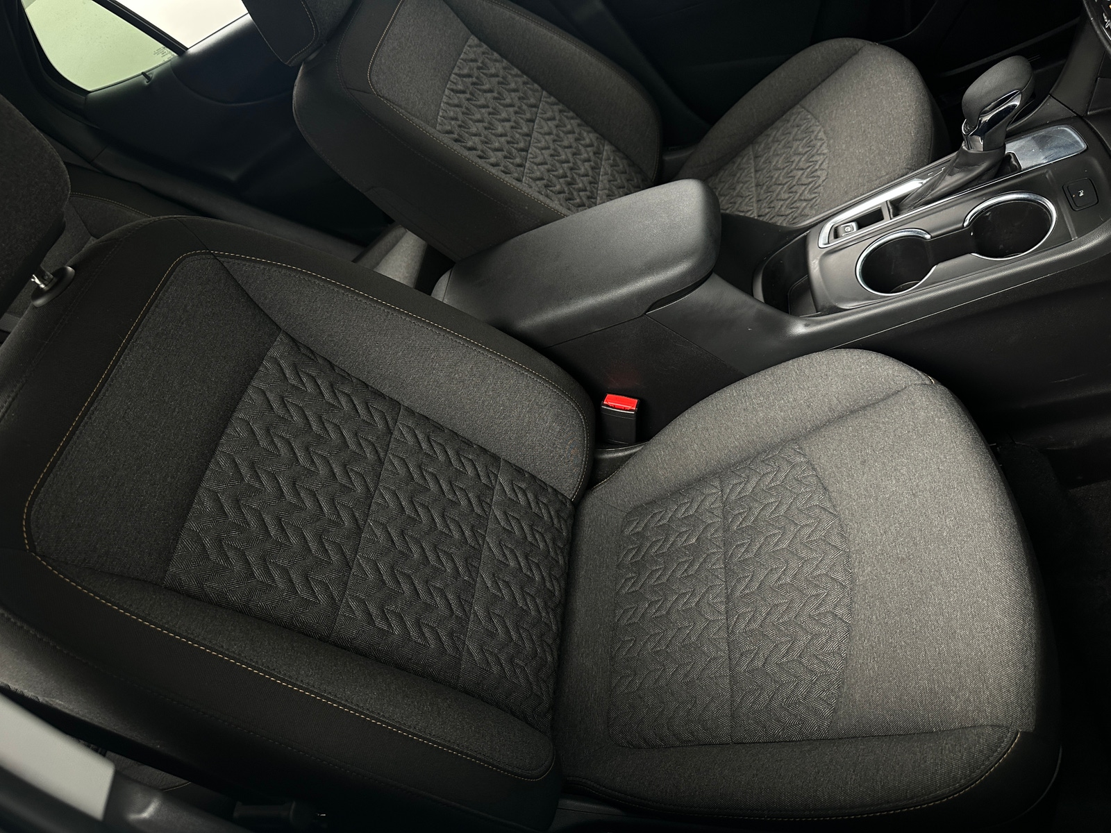 Thumbnail: 2023 Chevrolet Equinox - 2