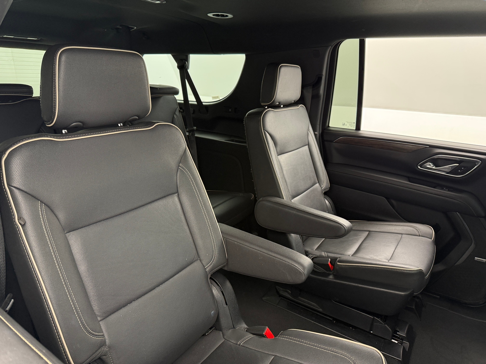 Thumbnail: 2023 Chevrolet Suburban - 5