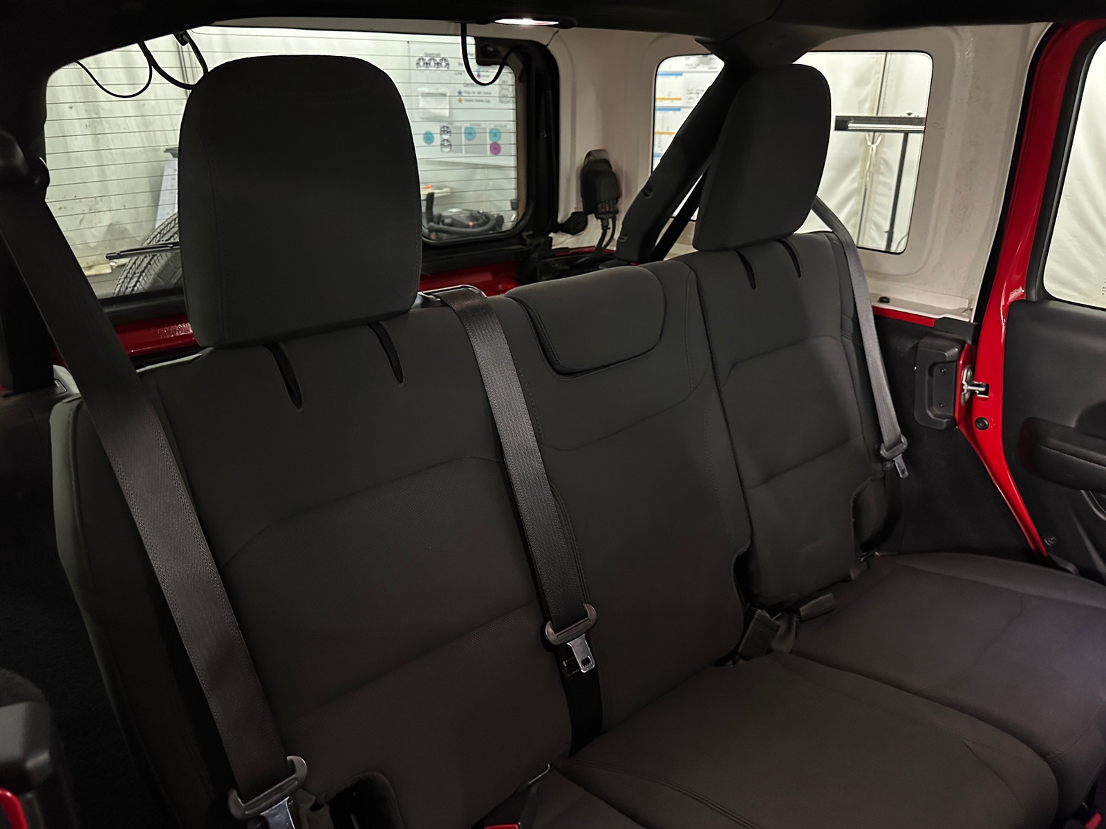 Thumbnail: 2020 Jeep Wrangler - 6