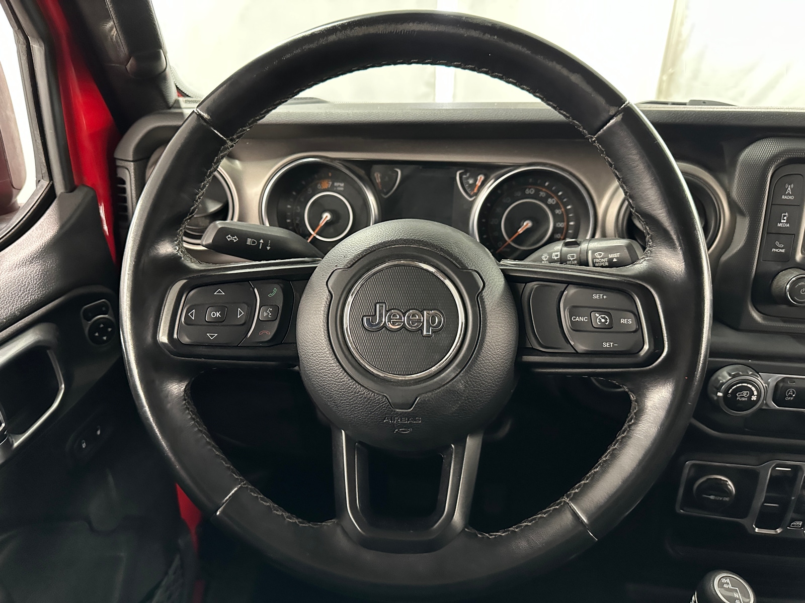 Thumbnail: 2020 Jeep Wrangler - 5