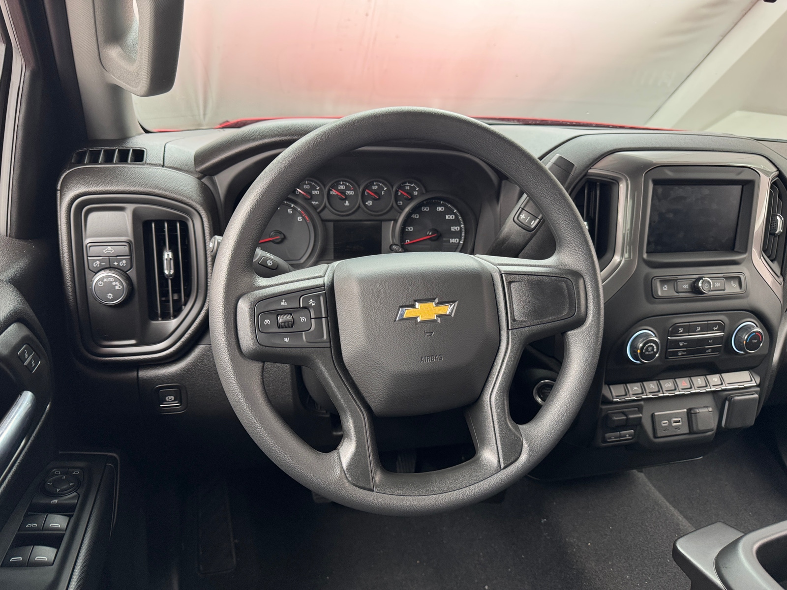 Thumbnail: 2025 Chevrolet Silverado 1500 - 5