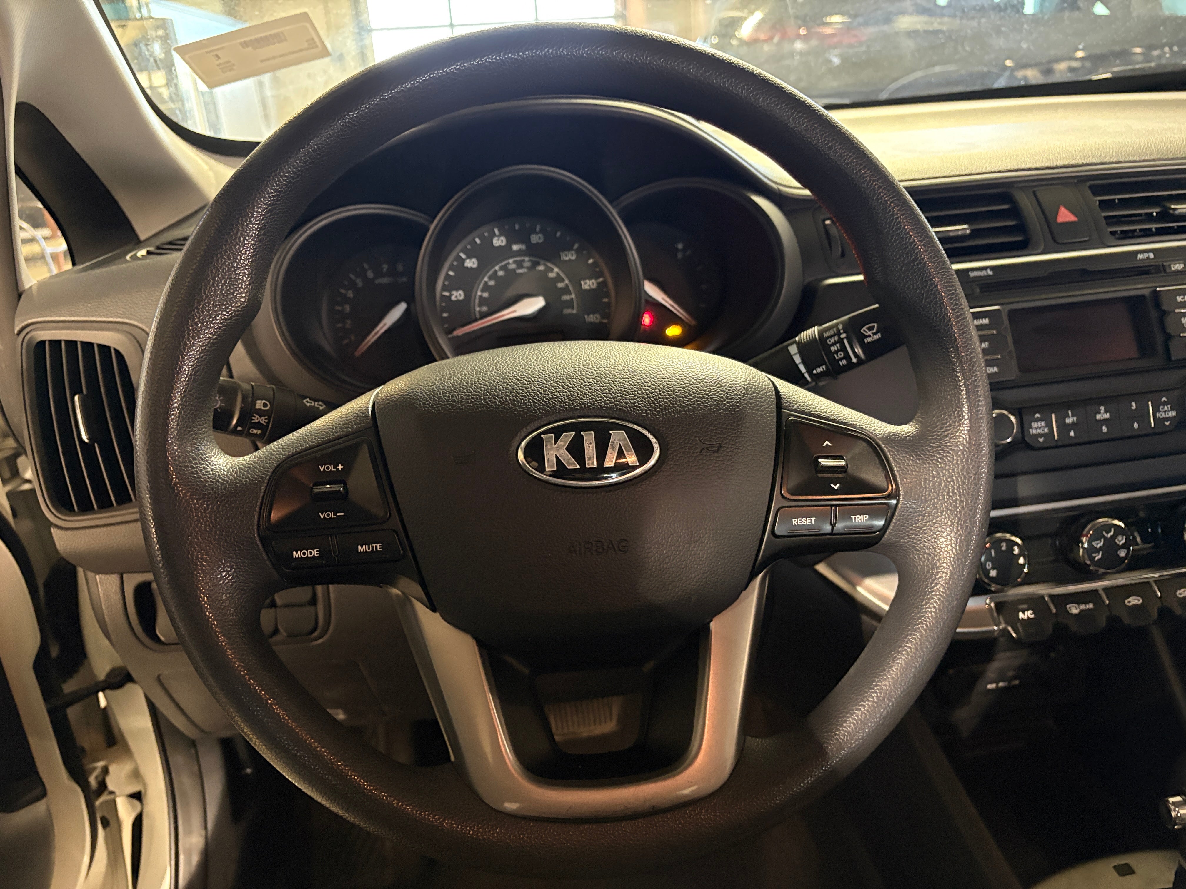 Used 2013 Kia Rio LX with VIN KNADM4A31D6184998 for sale in Oak Creek, WI