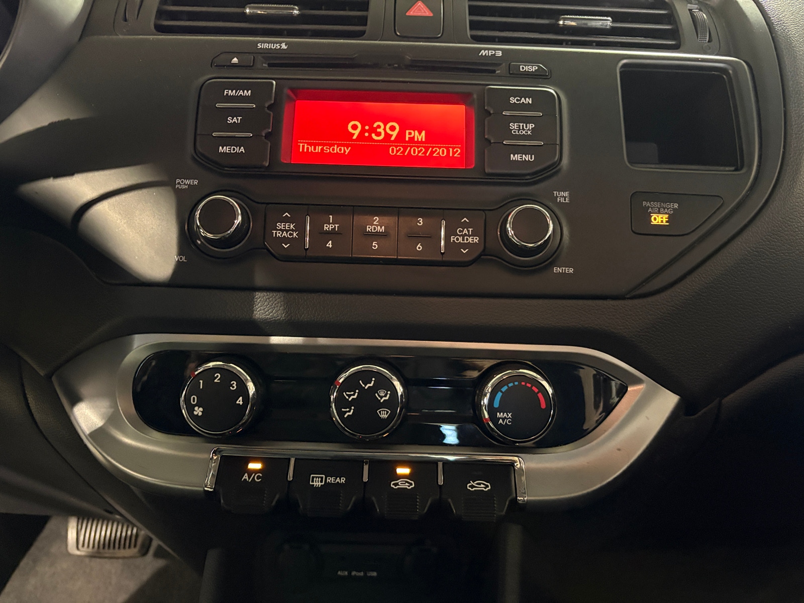 Thumbnail: 2013 Kia Rio - 4