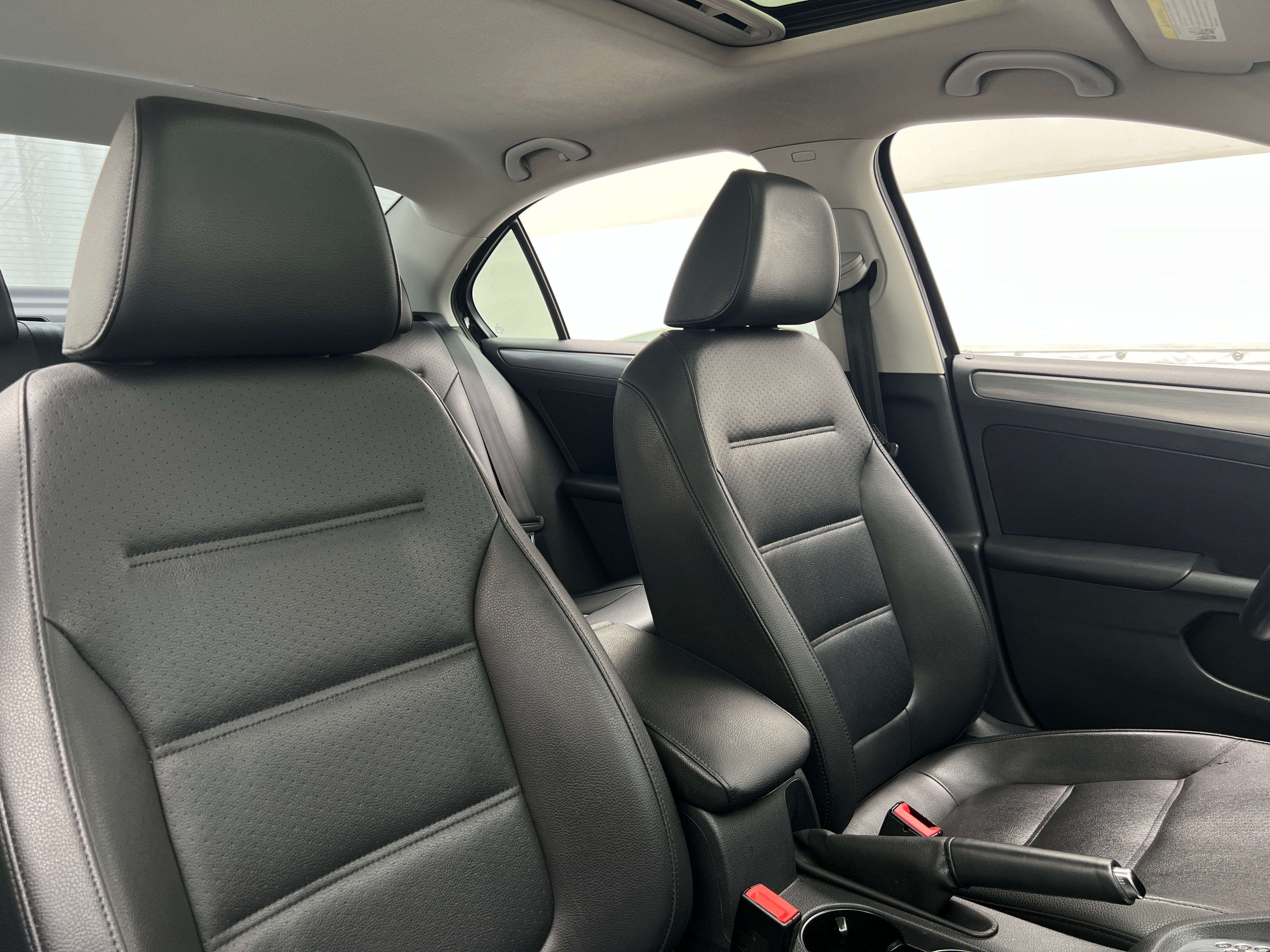 2014 Volkswagen Jetta - Image 1