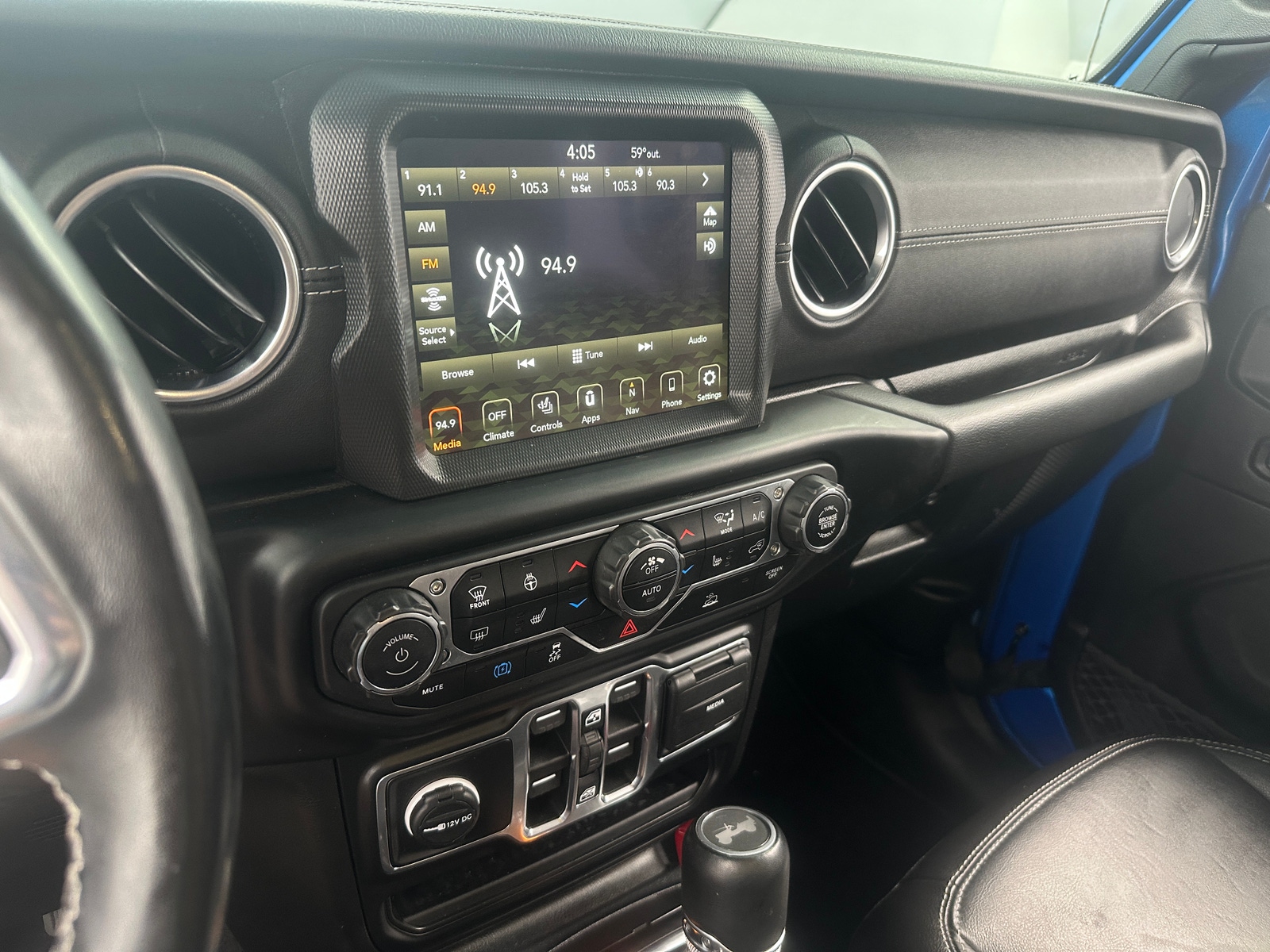 Thumbnail: 2023 Jeep Wrangler - 3