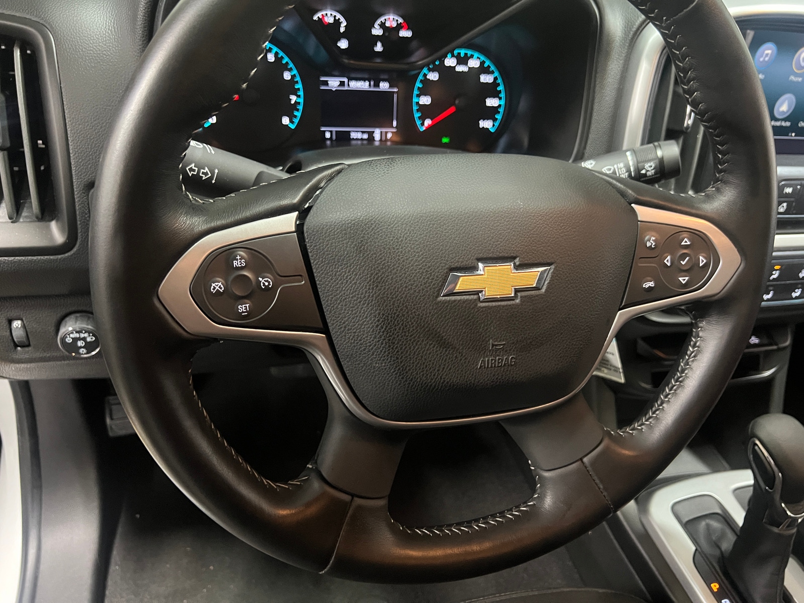 Thumbnail: 2022 Chevrolet Colorado - 5