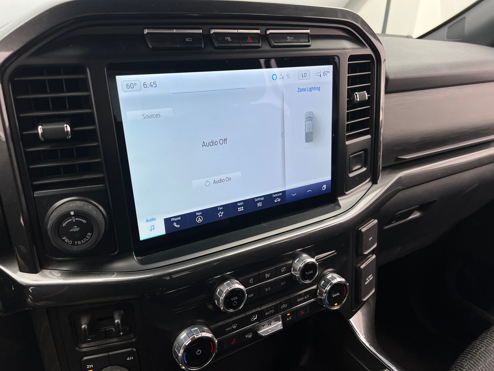 Thumbnail: 2022 Ford Econoline - 4