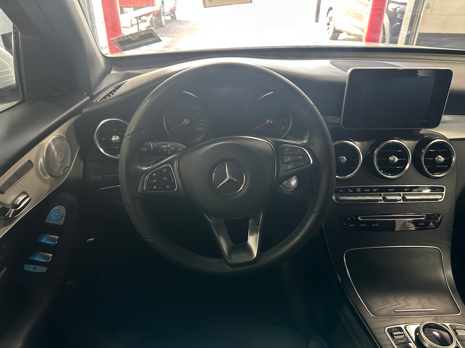 Thumbnail: 2019 Mercedes-Benz GLC - 4