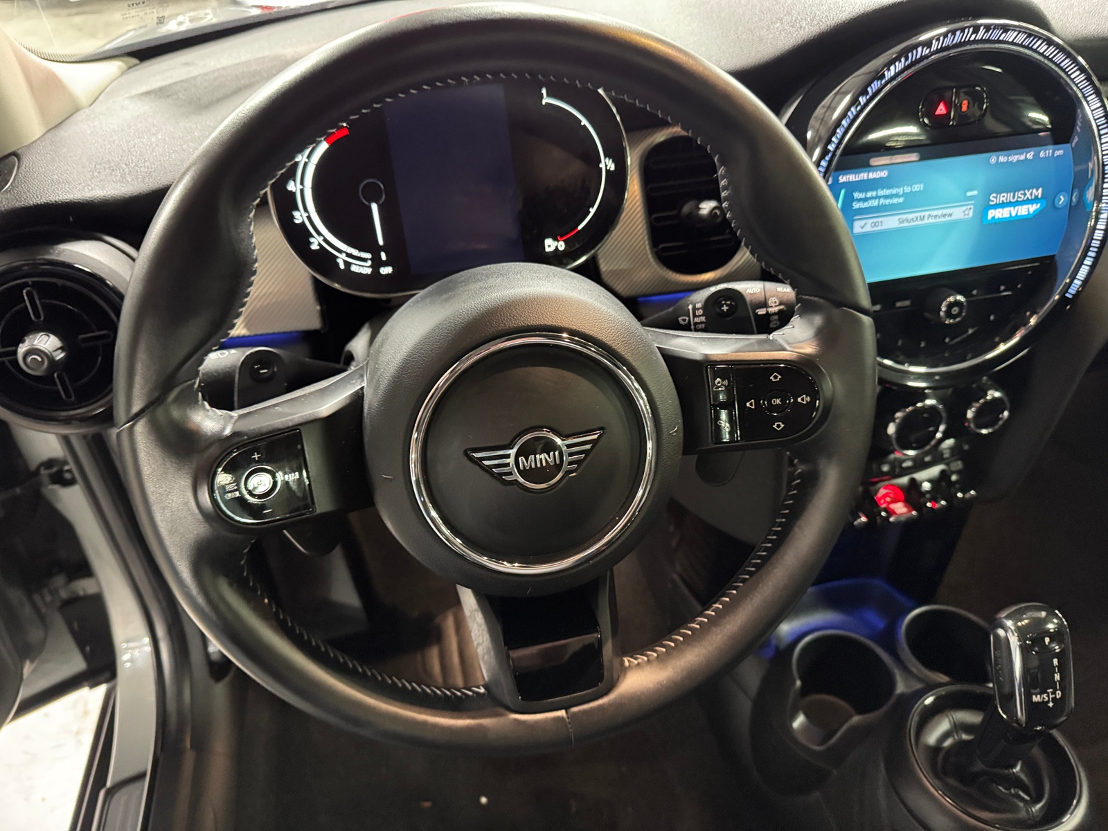 Thumbnail: 2022 MINI Cooper Hardtop - 4