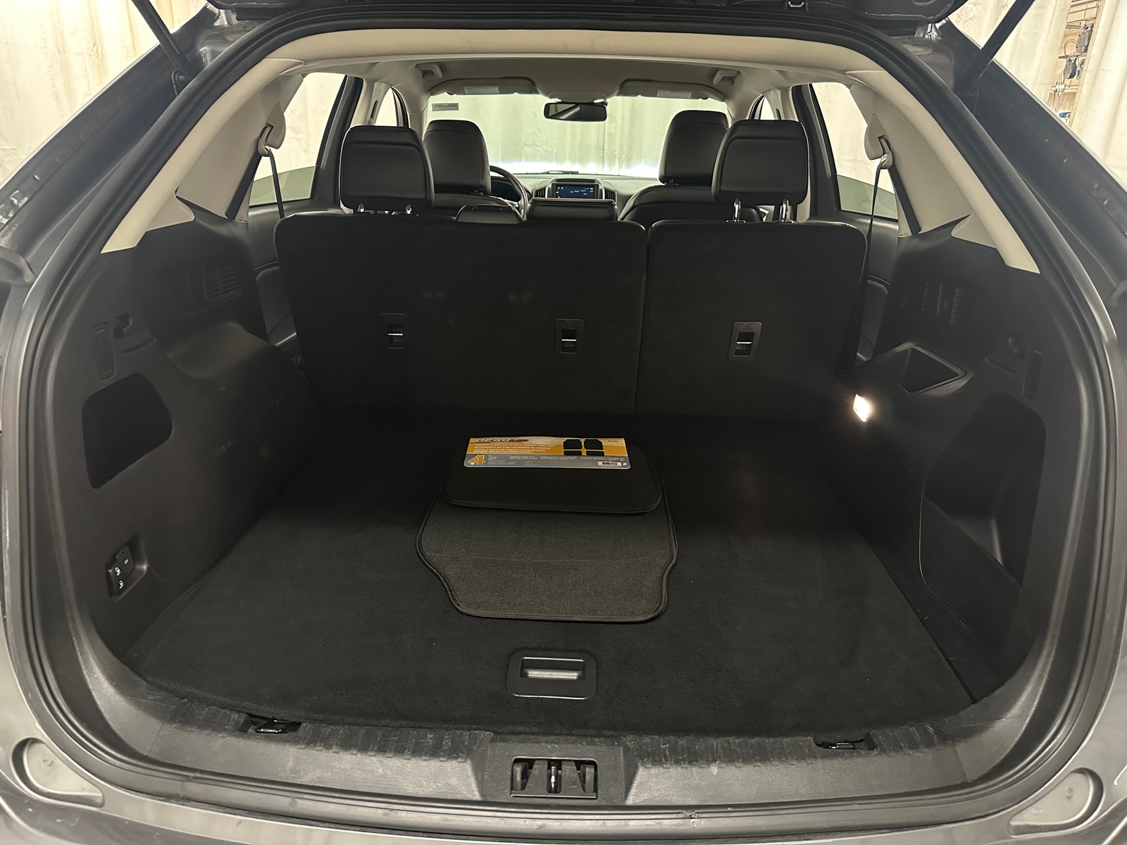 Thumbnail: 2024 Ford Edge - 6