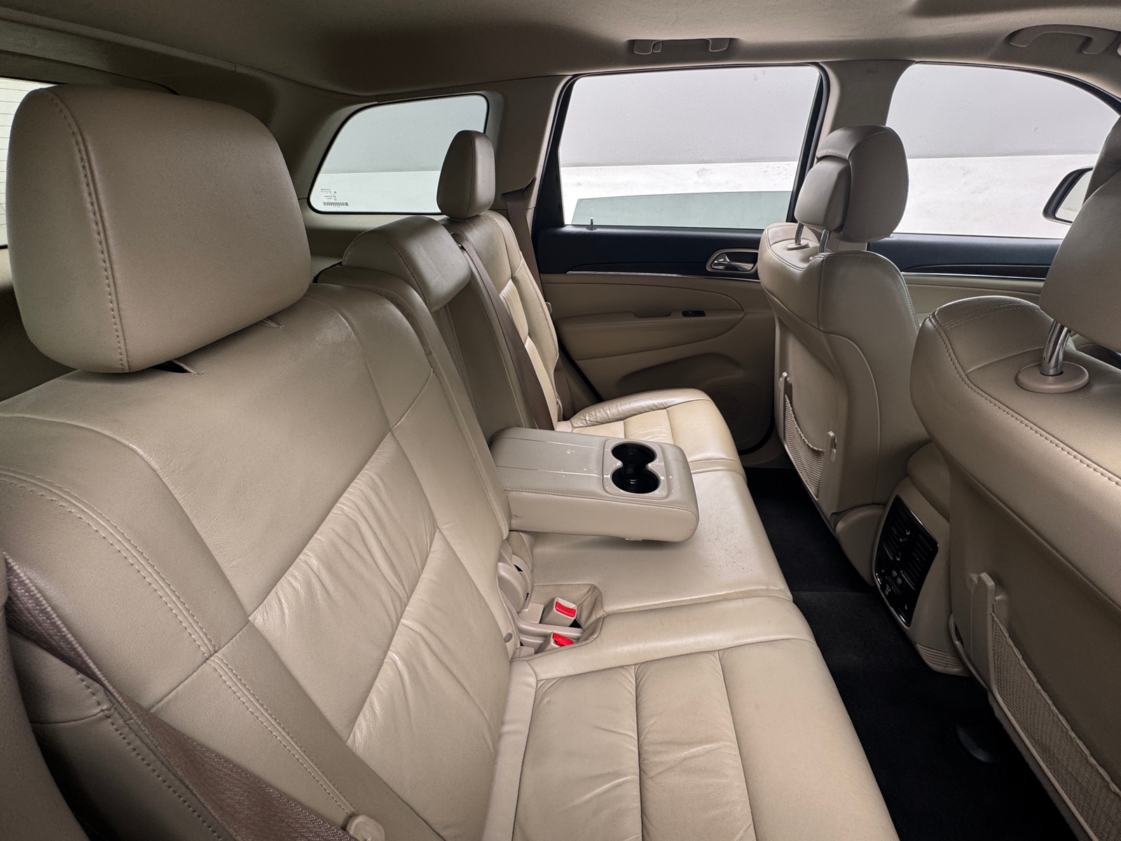 Thumbnail: 2015 Jeep Grand Cherokee - 5