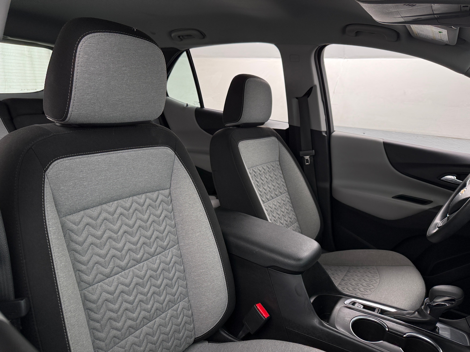 Thumbnail: 2022 Chevrolet Equinox - 2