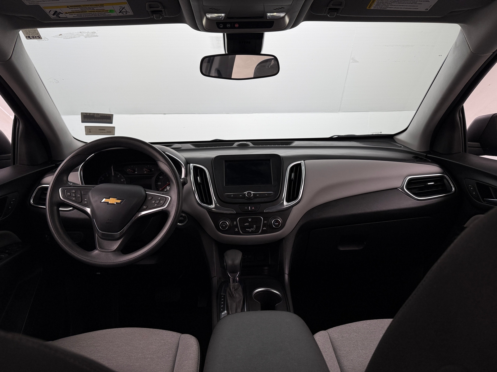 Thumbnail: 2022 Chevrolet Equinox - 3