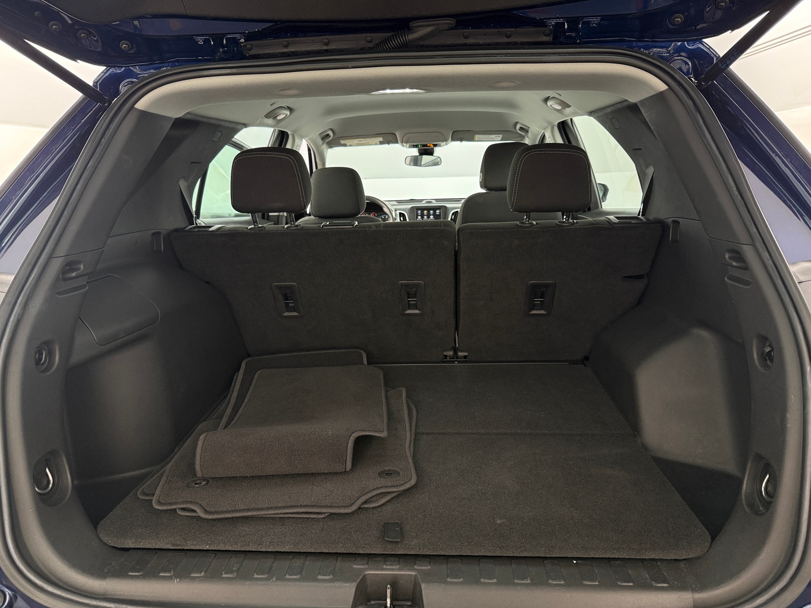 Thumbnail: 2022 Chevrolet Equinox - 7