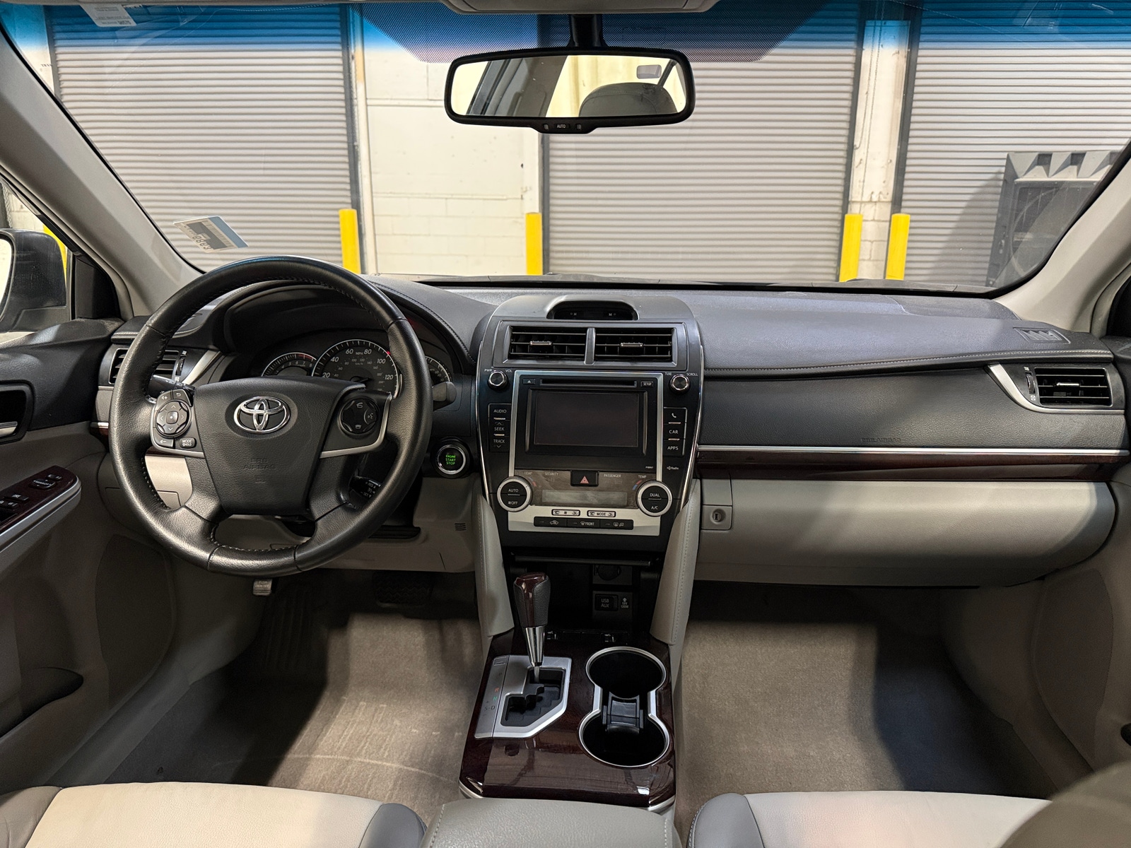 Thumbnail: 2012 Toyota Camry - 3