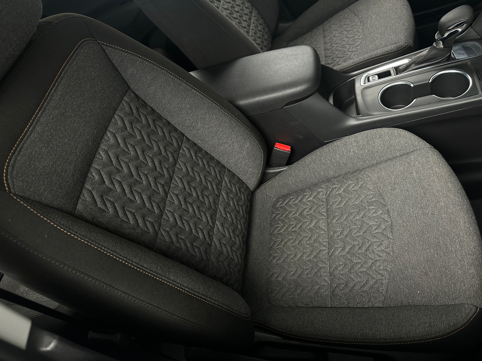 Thumbnail: 2023 Chevrolet Equinox - 2