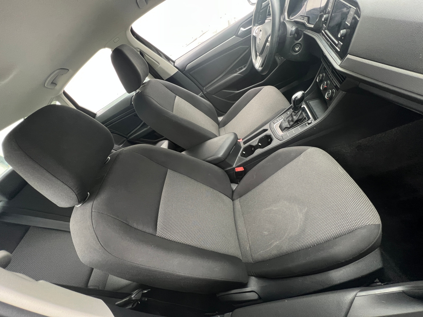 Thumbnail: 2020 Volkswagen Jetta - 2