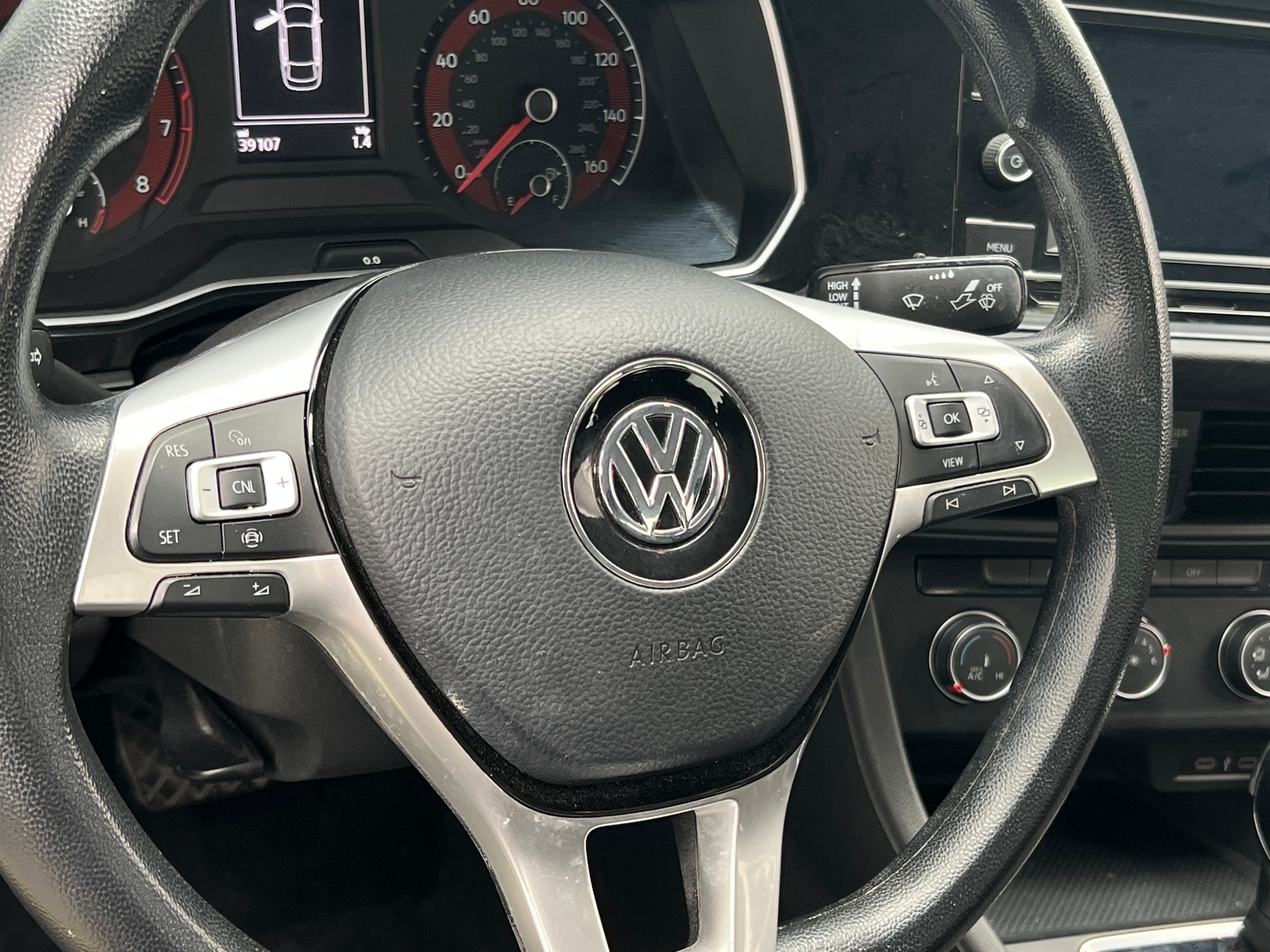 Thumbnail: 2020 Volkswagen Jetta - 5