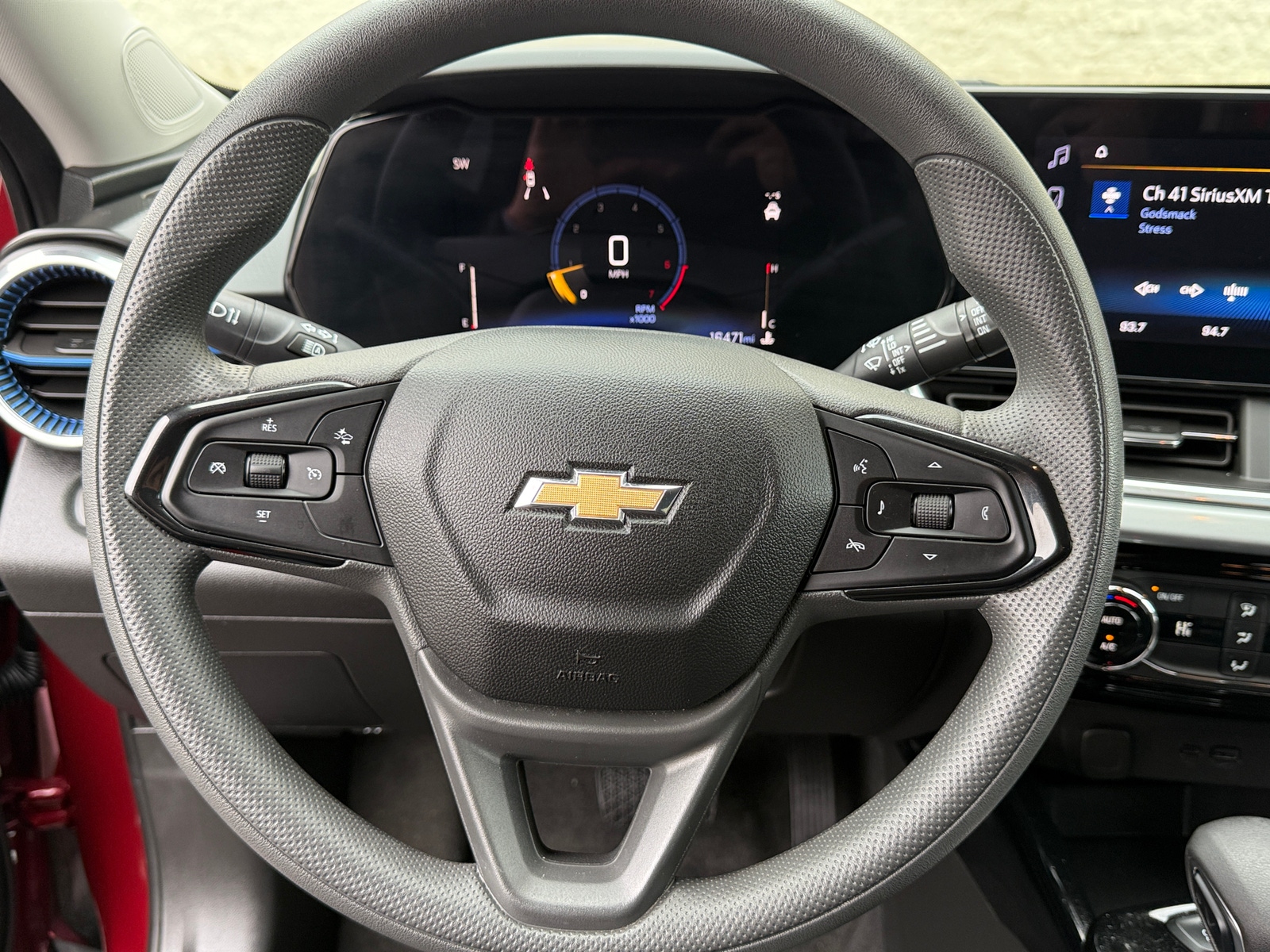 Thumbnail: 2025 Chevrolet Trax - 5