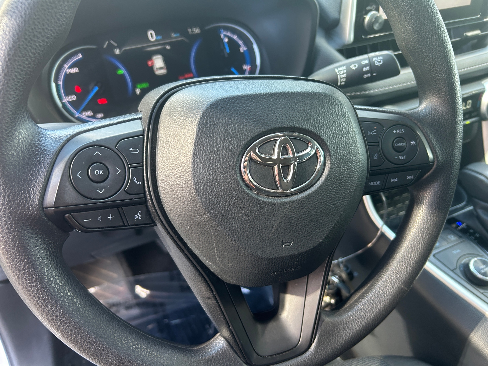 Thumbnail: 2025 Toyota RAV4 - 5