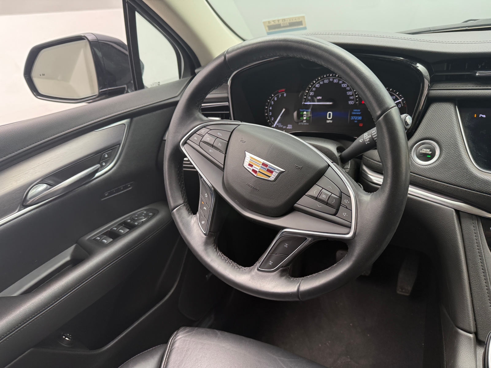 Thumbnail: 2018 Cadillac XT5 - 4