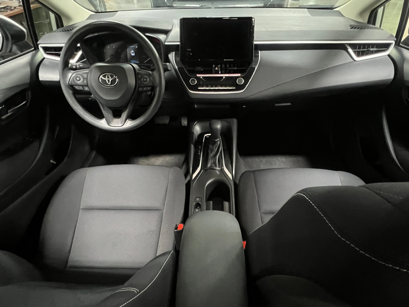 Thumbnail: 2025 Toyota Corolla - 3