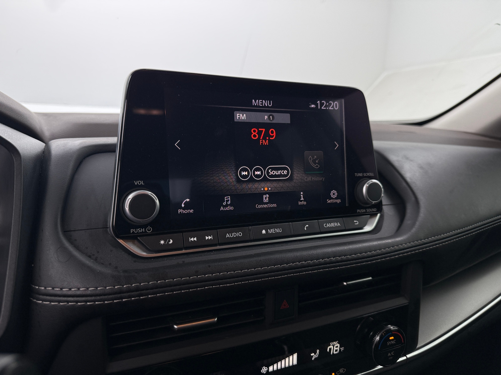 Thumbnail: 2023 Nissan Rogue - 4