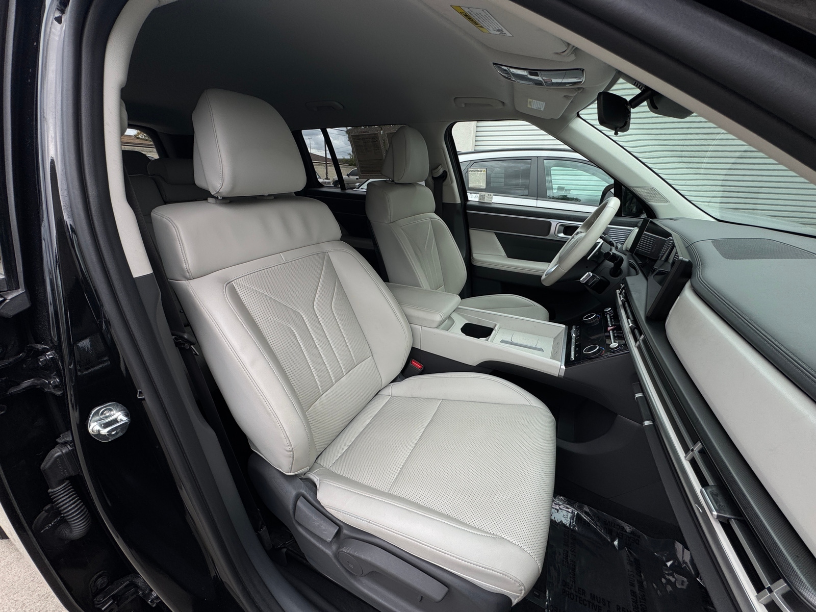 Thumbnail: 2025 Hyundai Santa Fe - 2