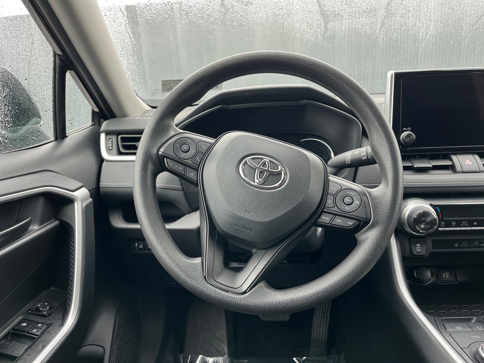 Thumbnail: 2025 Toyota RAV4 - 5