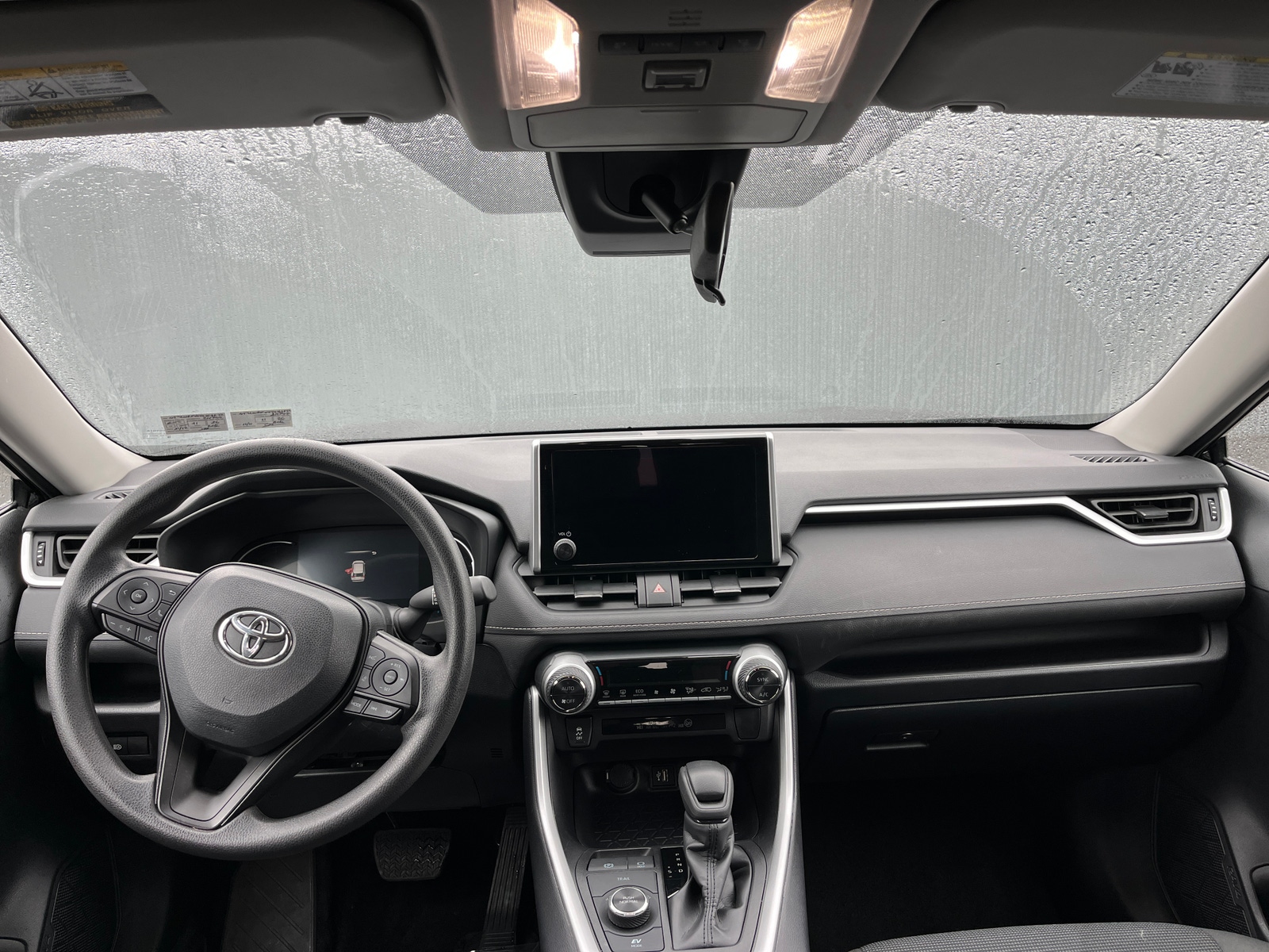 Thumbnail: 2025 Toyota RAV4 - 3