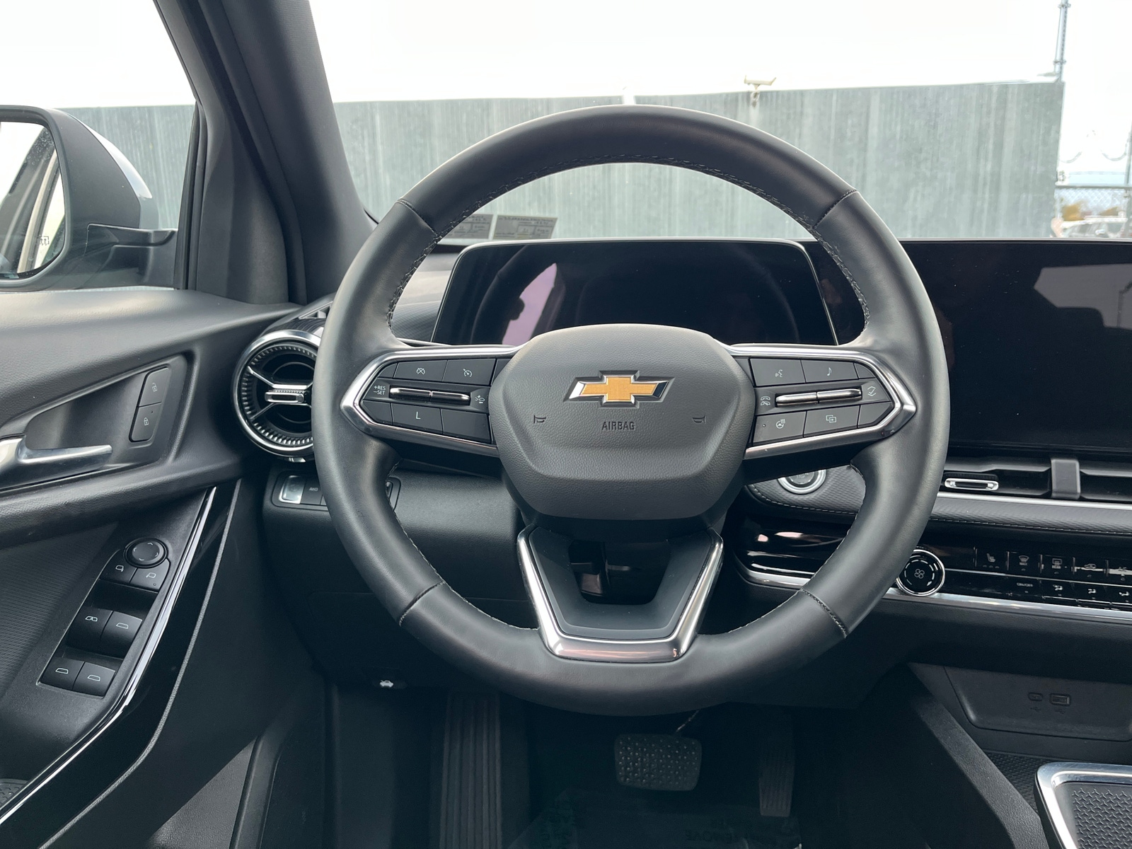 Thumbnail: 2025 Chevrolet Equinox - 5