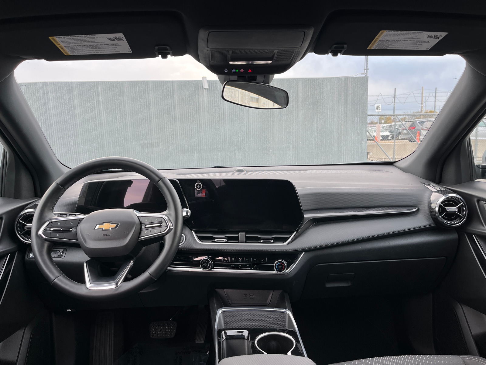 Thumbnail: 2025 Chevrolet Equinox - 3