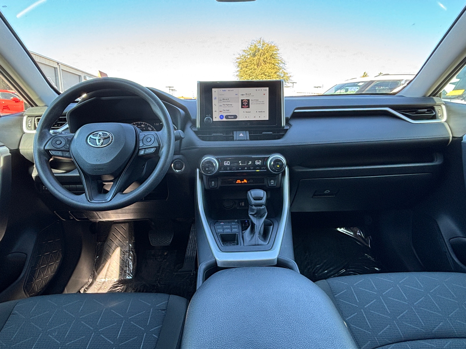 Thumbnail: 2025 Toyota RAV4 - 3