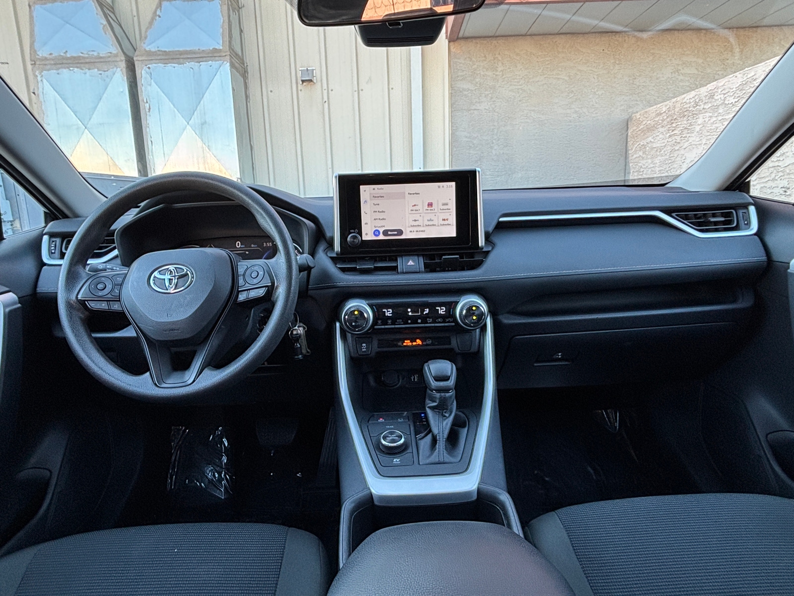 Thumbnail: 2025 Toyota RAV4 - 3