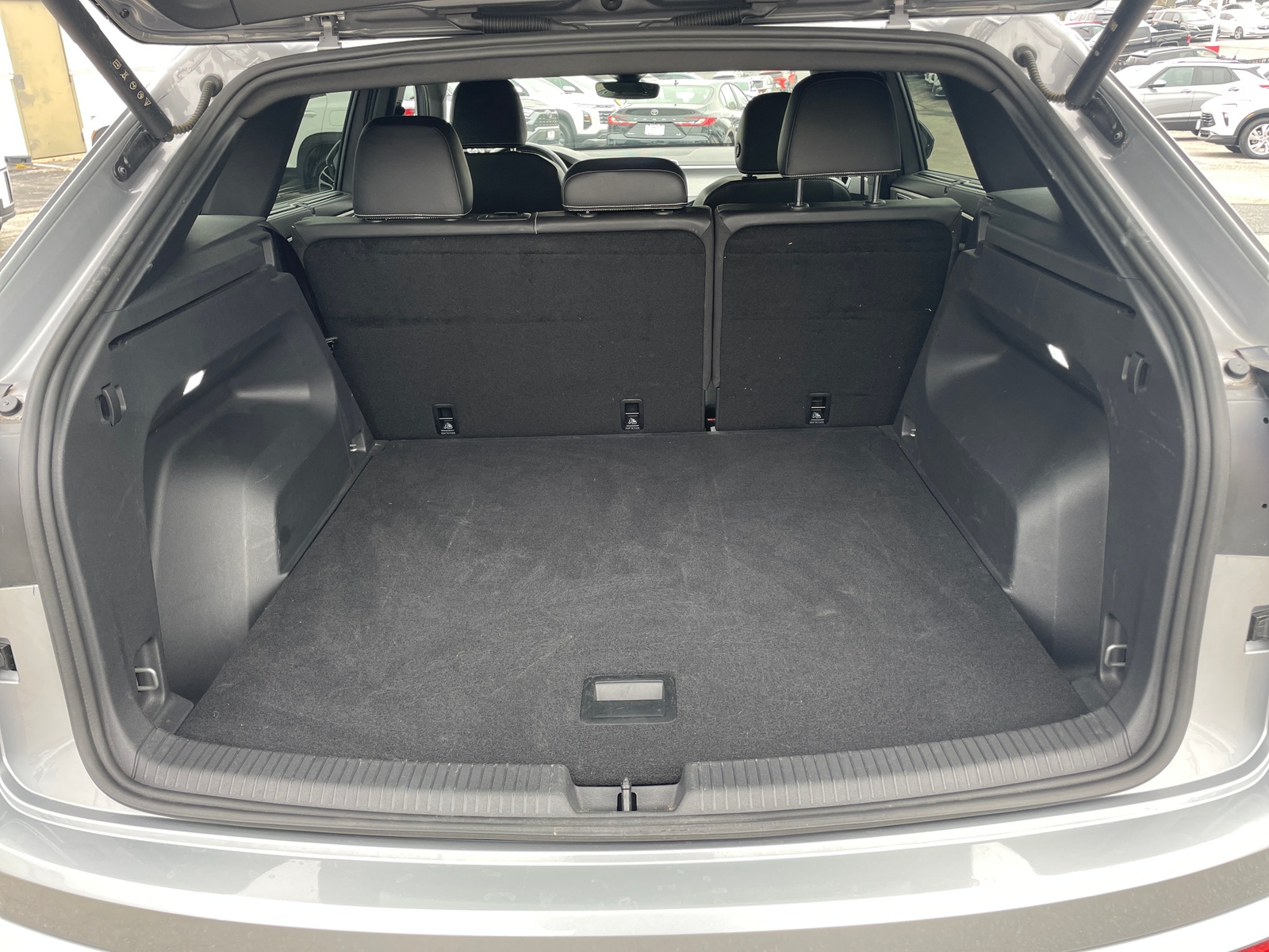 Thumbnail: 2025 Volkswagen Atlas - 6