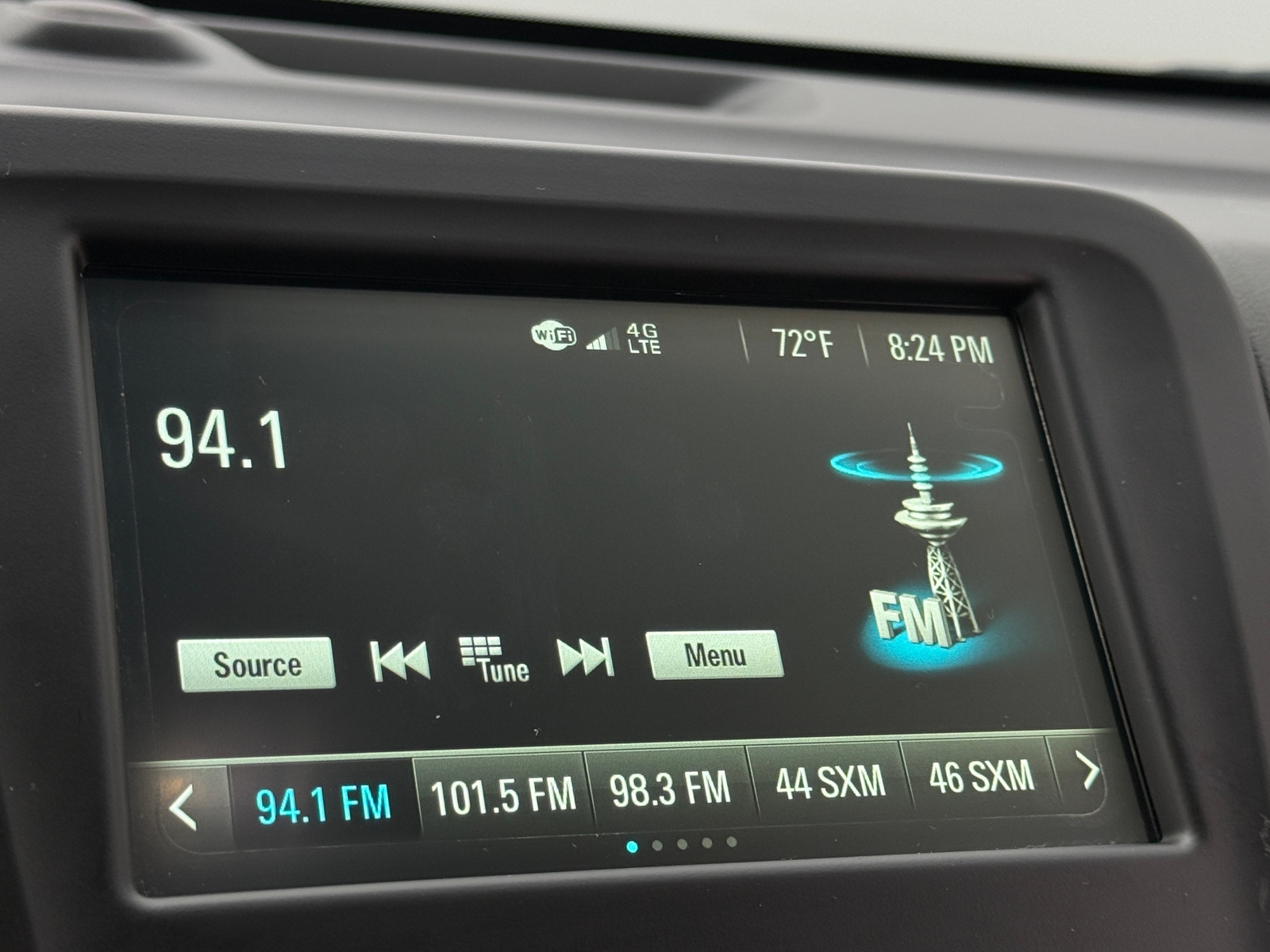 Thumbnail: 2018 Chevrolet Equinox - 4