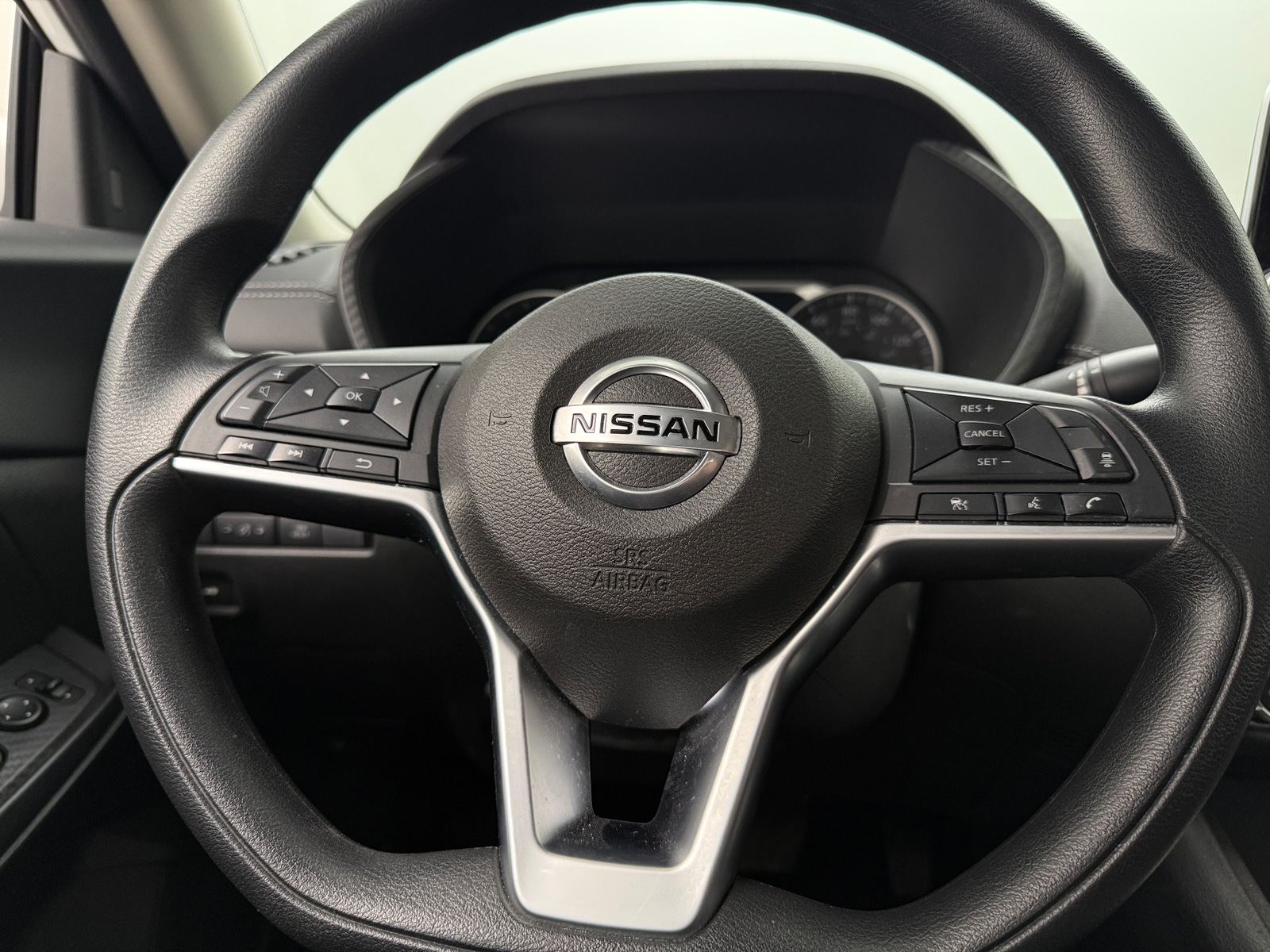 Thumbnail: 2023 Nissan Sentra - 5