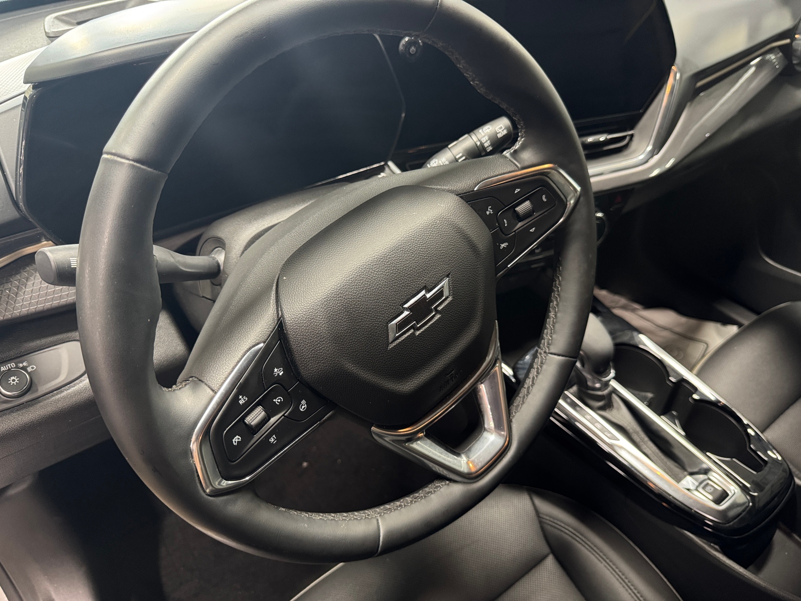 Thumbnail: 2025 Chevrolet Trax - 5