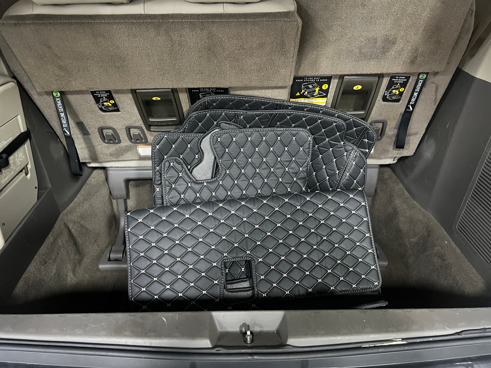 Thumbnail: 2016 Toyota Sienna - 6