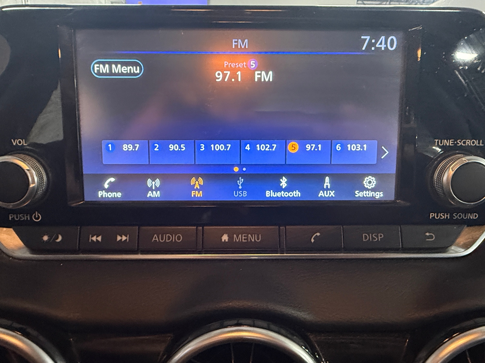 Thumbnail: 2022 Nissan Sentra - 4