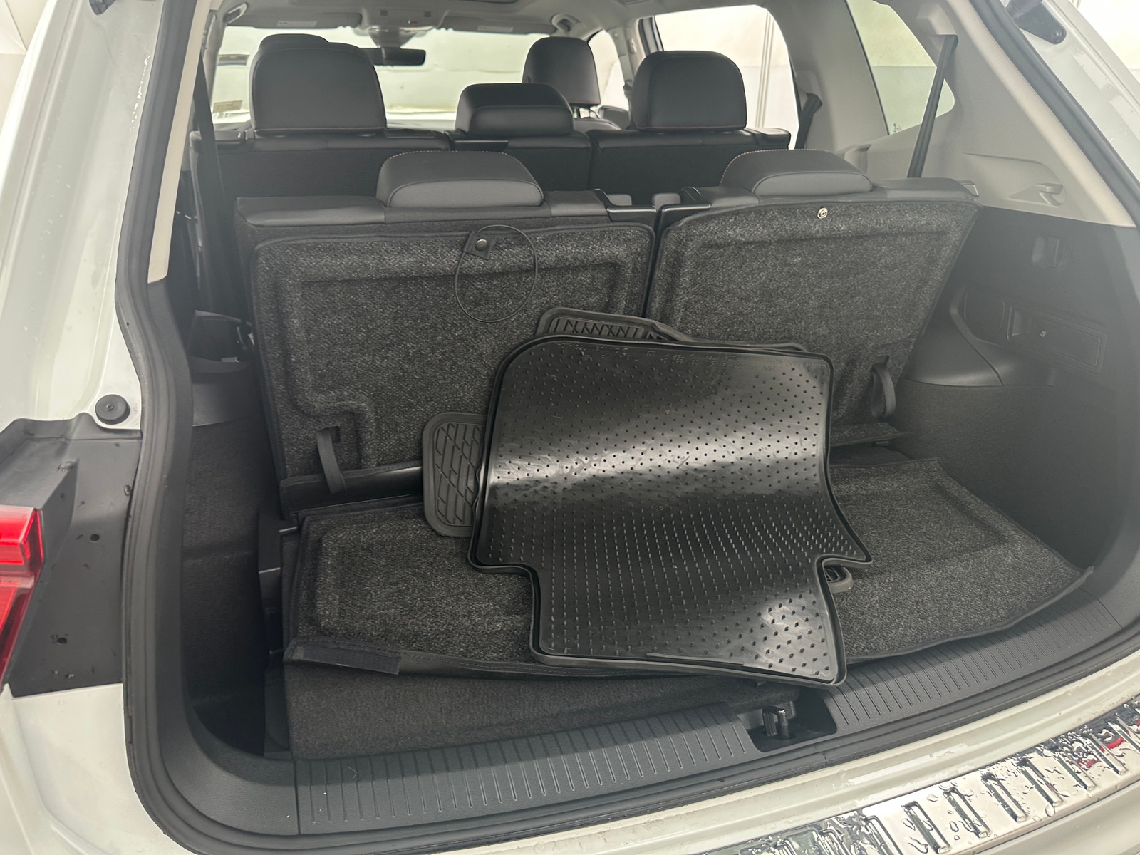 Thumbnail: 2024 Volkswagen Tiguan - 6