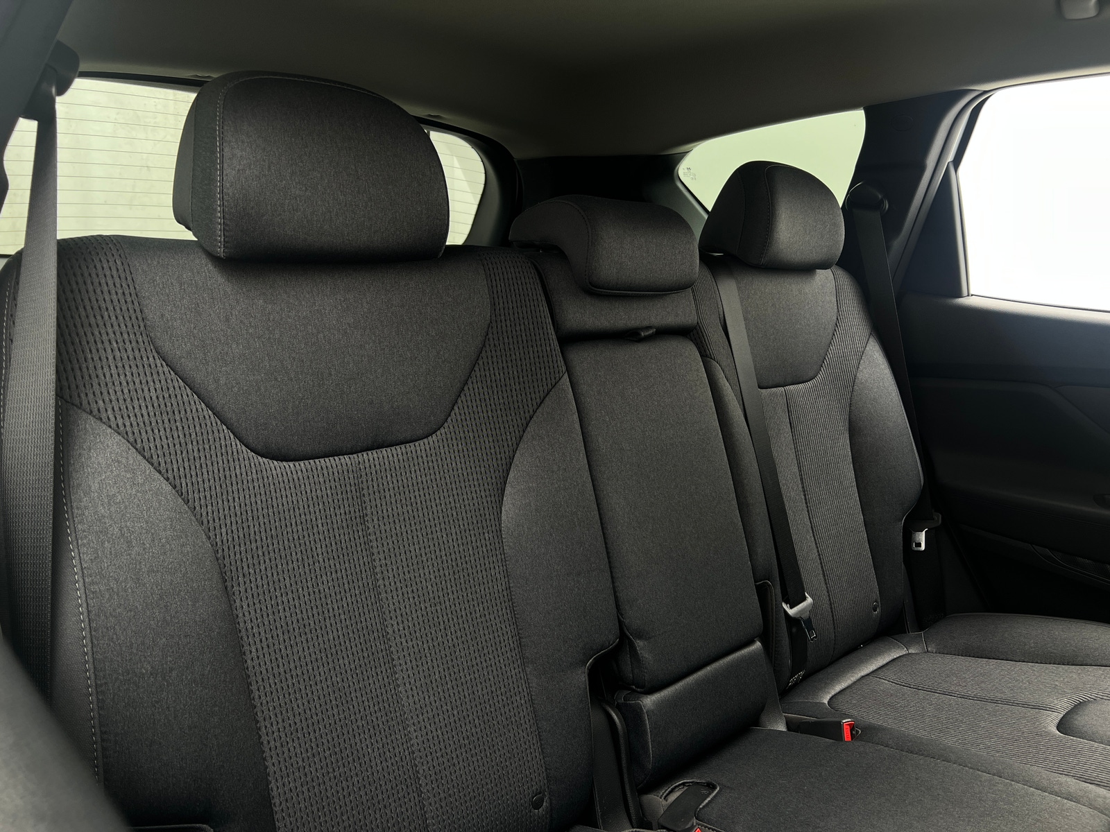 Thumbnail: 2020 Hyundai Santa Fe - 6