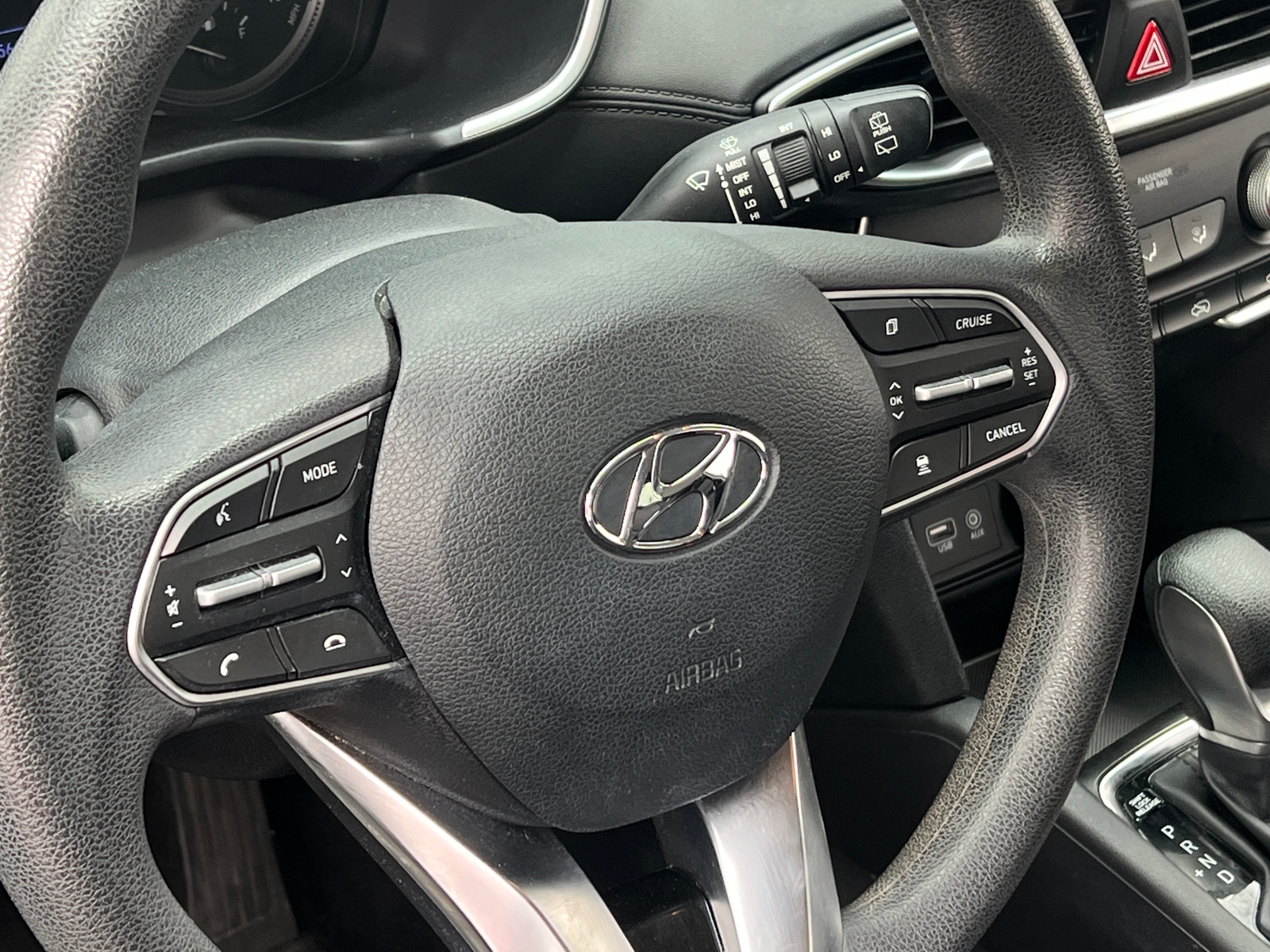 Thumbnail: 2020 Hyundai Santa Fe - 5