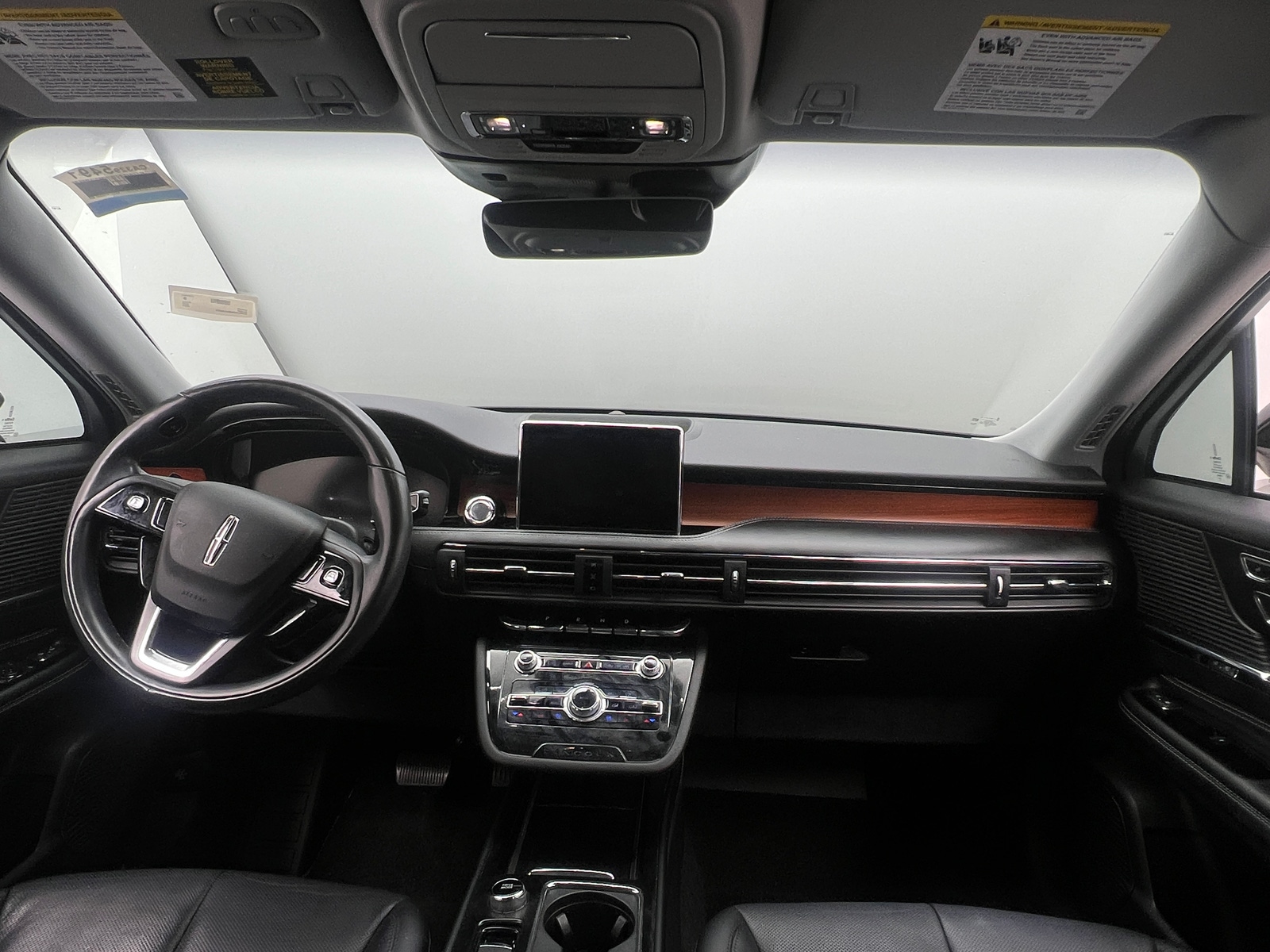 Thumbnail: 2022 Lincoln Corsair - 2