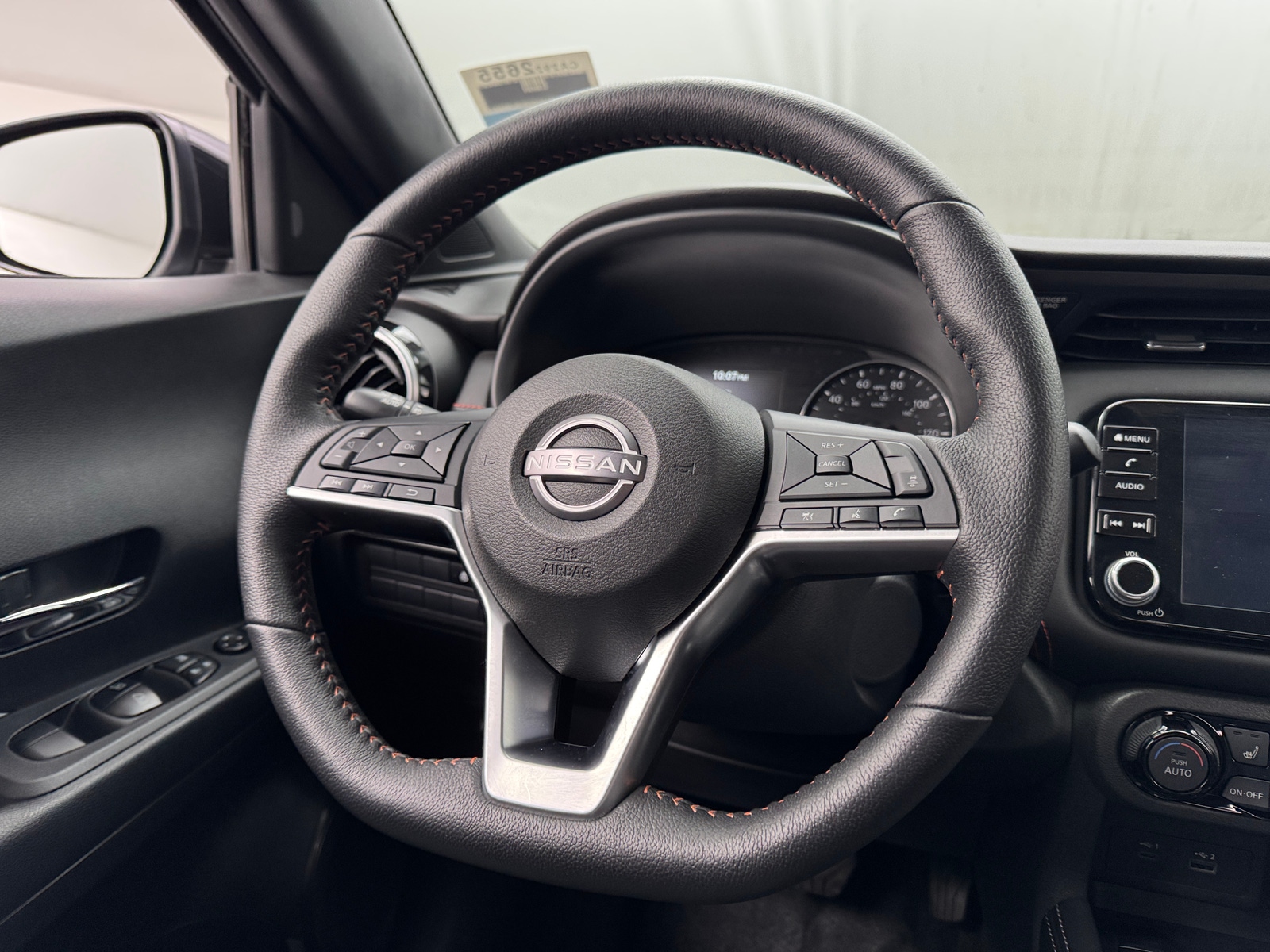 Thumbnail: 2023 Nissan Kicks - 4